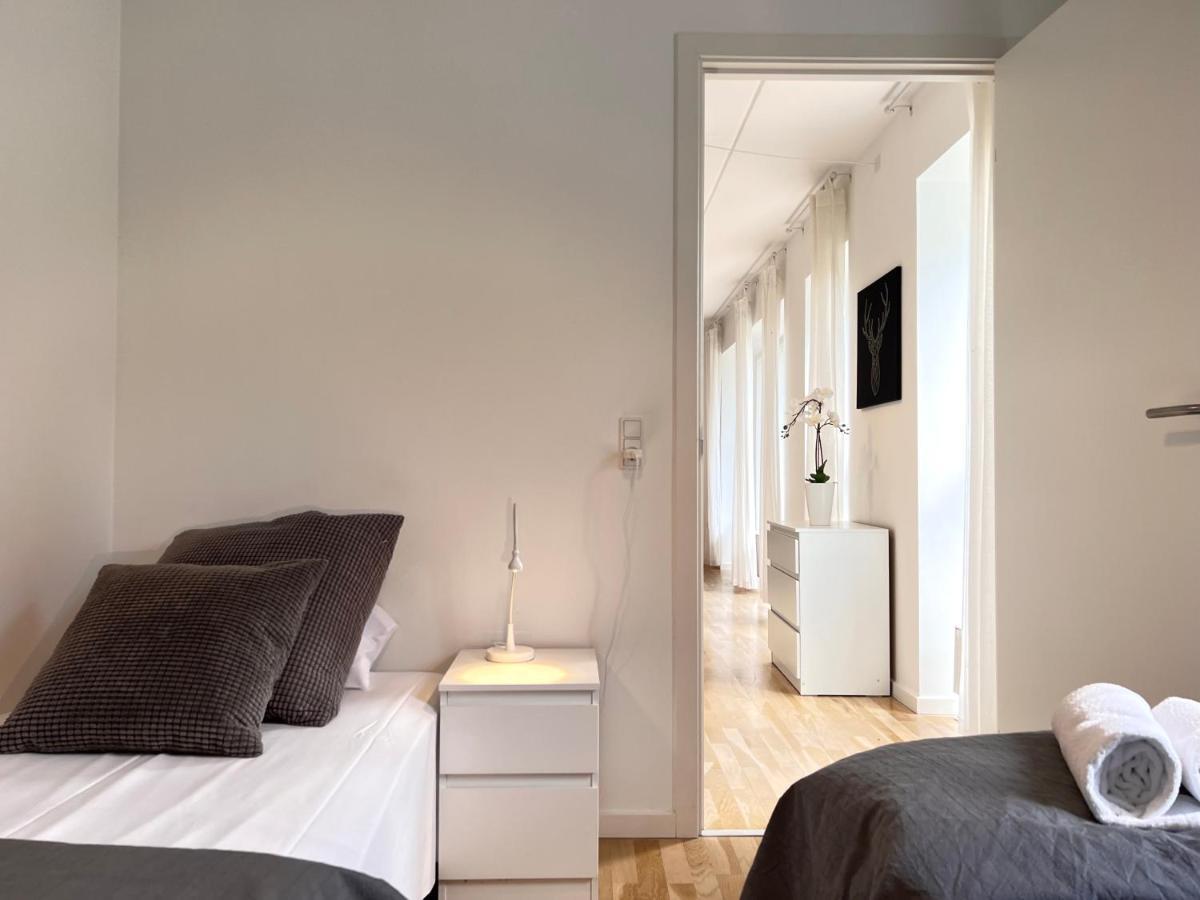 Newly Built 3 Bedroom At Else Alfelts Vej On The Ground Floor Located In Copenhagens Popular Area Restad On Amager, Appartement